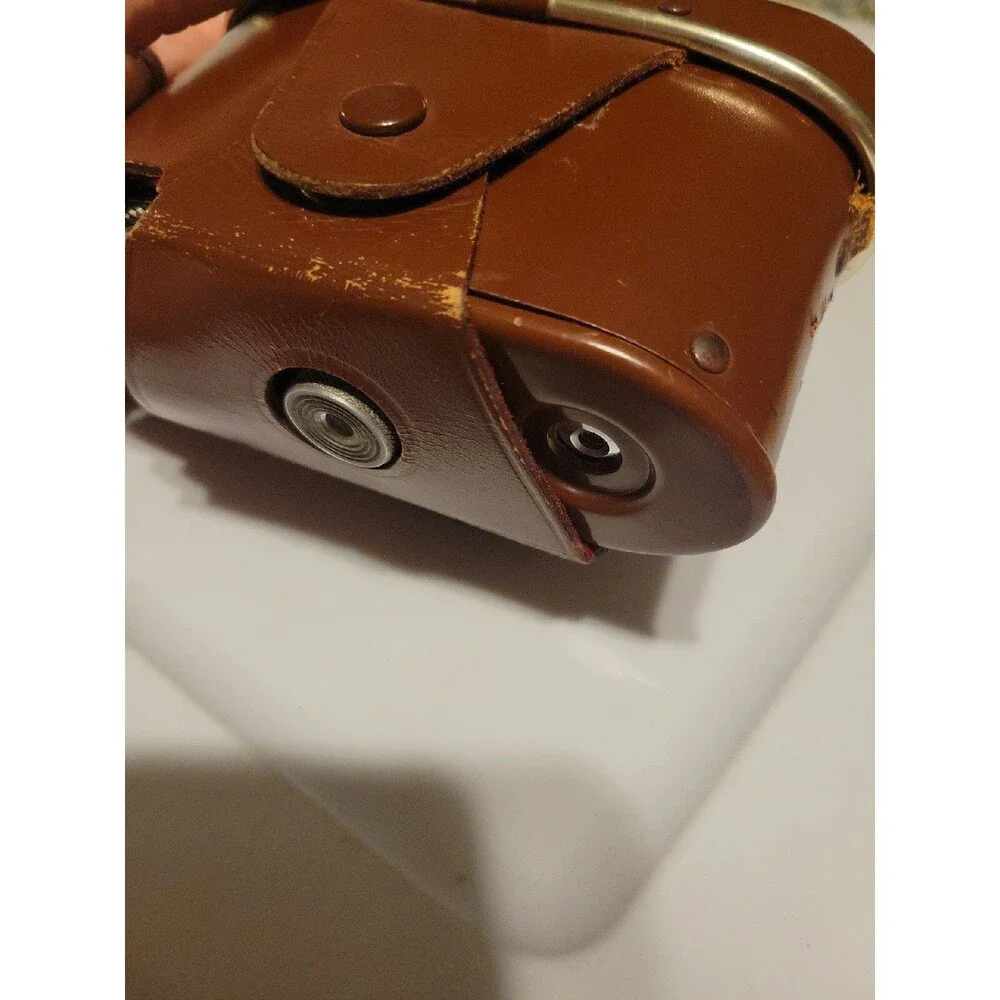 Vintage Baldar 35 mm camera w Baldanar 1:1:2.8/45 lens w case Color Prontormat